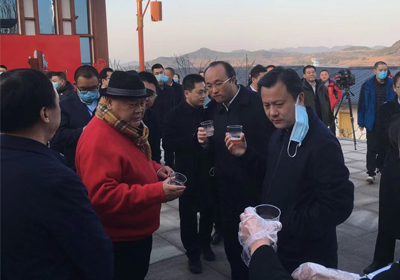 花椒基地迎“儀隴縣重大項目開工暨項目拉練現場會”取得圓滿成功